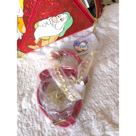 Snow White and the Seven Dwarfs Loungefly Stitch Shoppe Ruby Gem Crossbody Bag - Picture 10 of 10